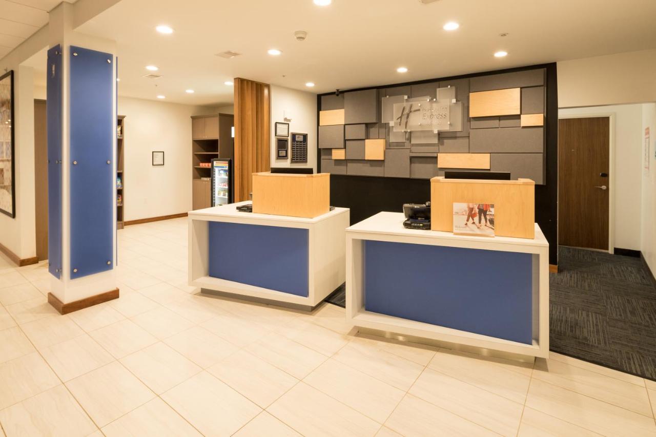 Holiday Inn Express Hotel & Suites Bay City By Ihg מראה חיצוני תמונה