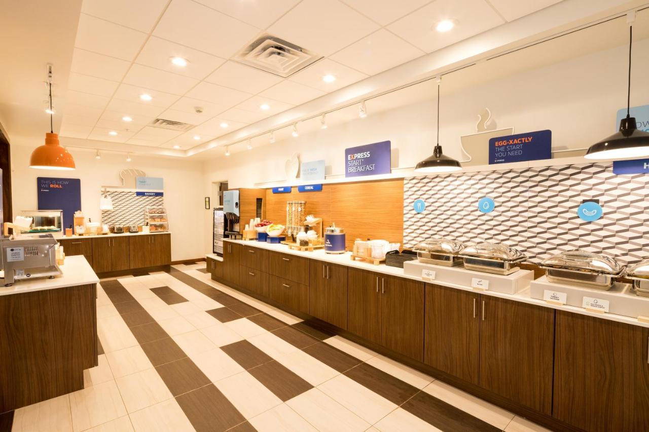 Holiday Inn Express Hotel & Suites Bay City By Ihg מראה חיצוני תמונה