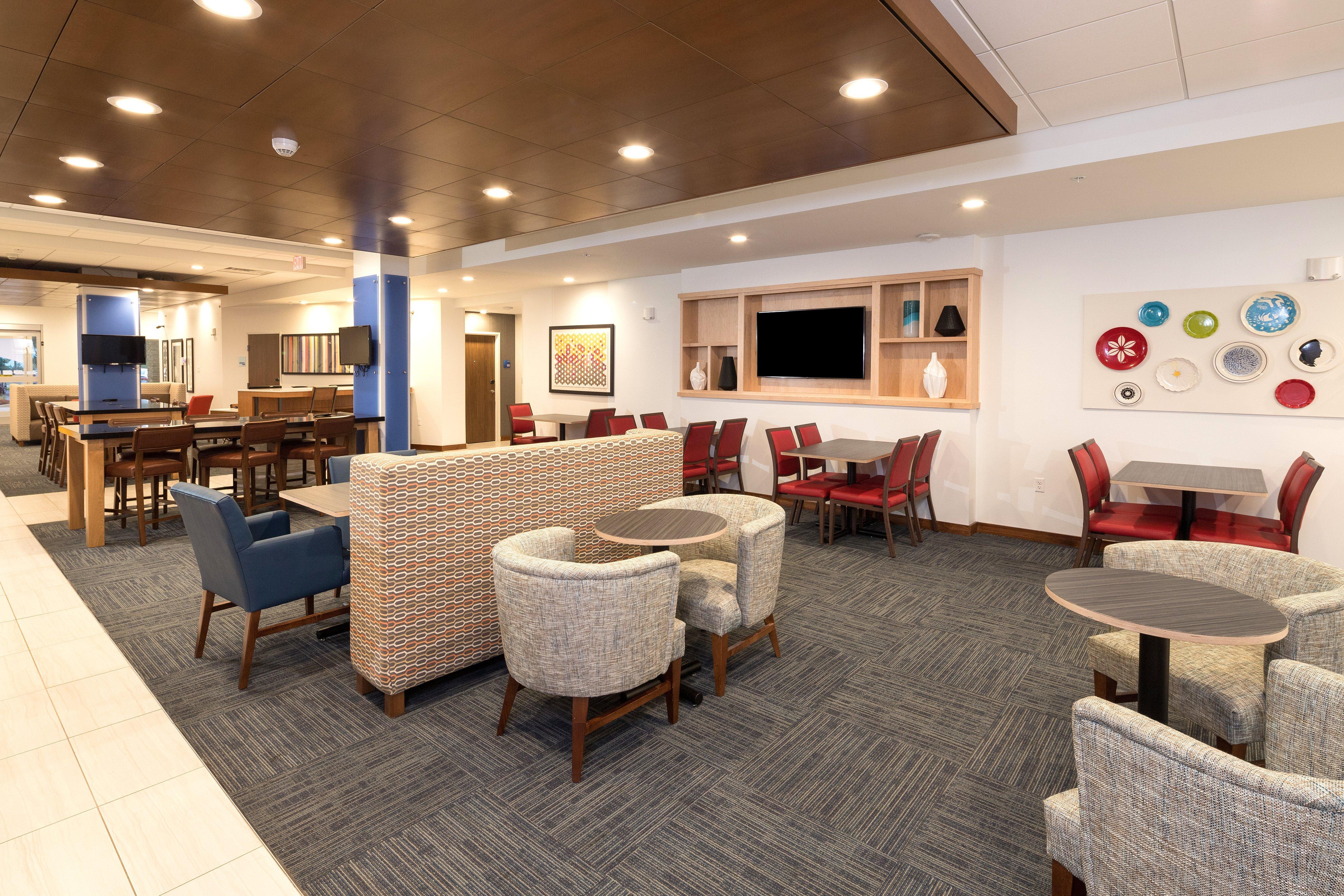 Holiday Inn Express Hotel & Suites Bay City By Ihg מראה חיצוני תמונה